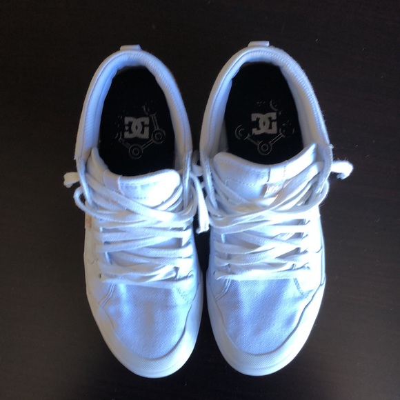 Womens canvas DC sneakers, size 7 - Picture 5 of 5